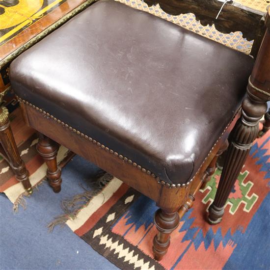 A hall chair and adjustable piano stool, W.47cm